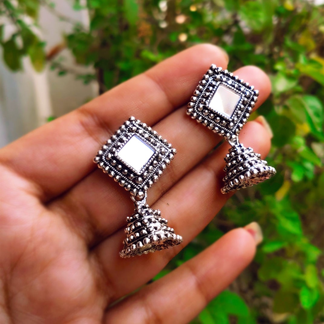 mirror abstract jhumka