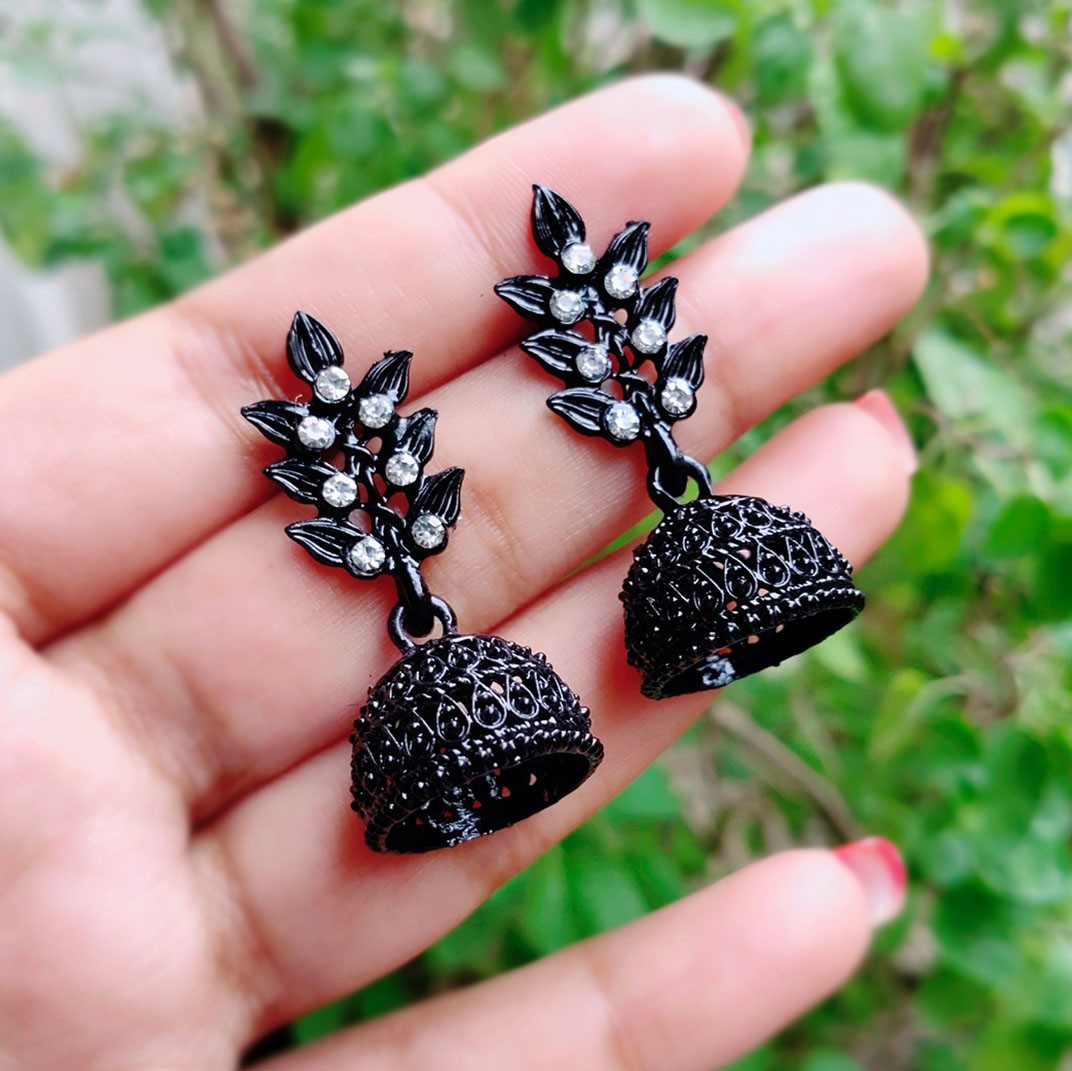 Black Metal leaf line jhumka