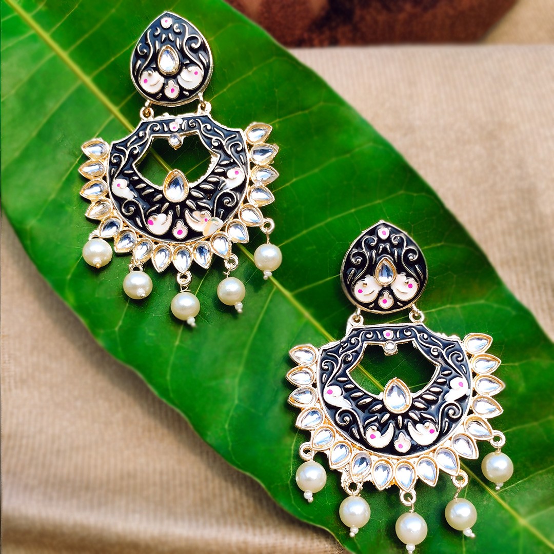Hand Painted Kundan Chandbali 